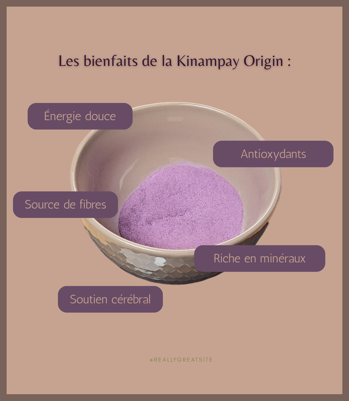 Bol avec de la poudre d'ube et indications des bienfaits